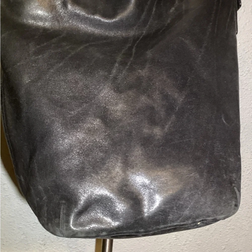 Coach vintage black leather large shoulder bag